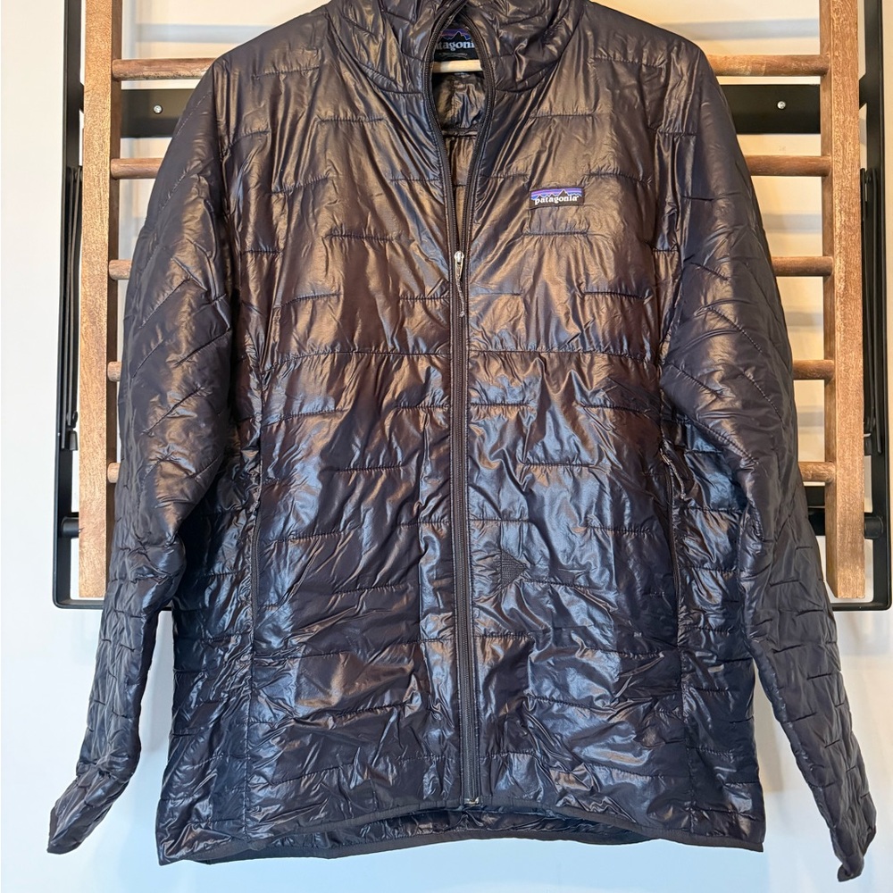 Patagonia Men's Dark Puffer Jacket